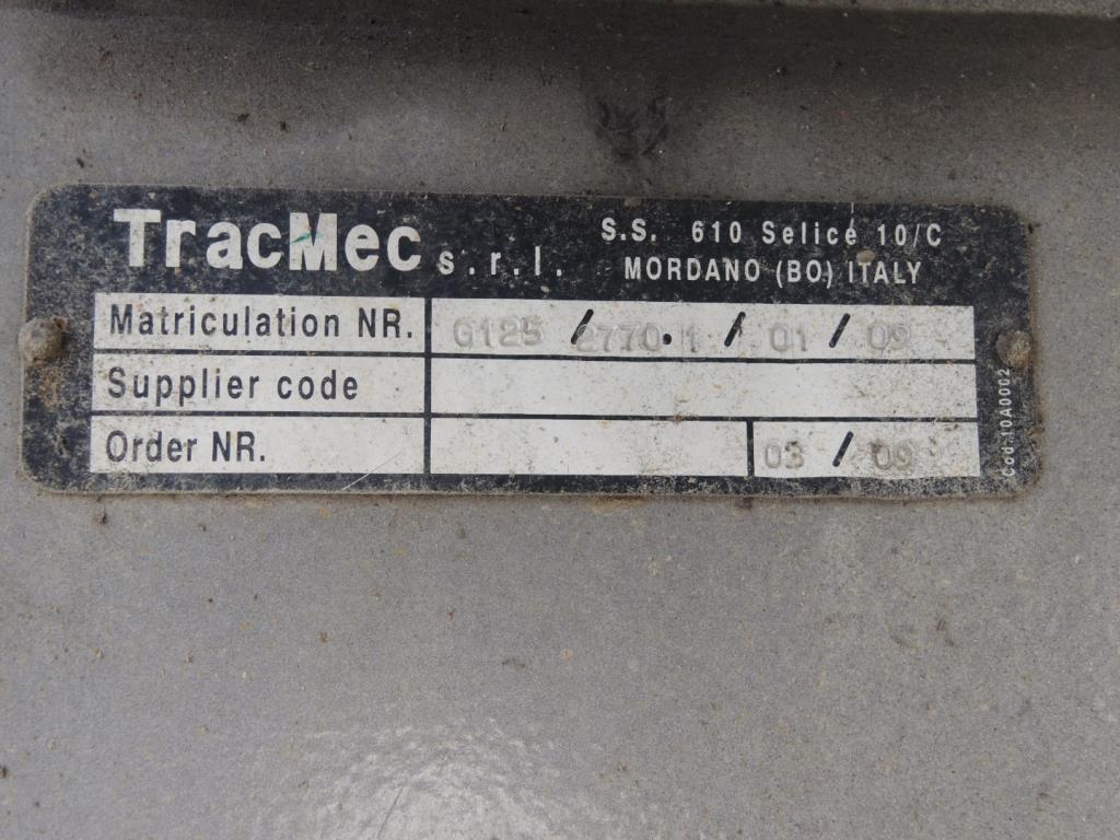 Chapas metálicas e máquinas para trabalhar metais<br><font size="2">Em colaboração com a Hilco Industrial Acquisitions bv</font>-12