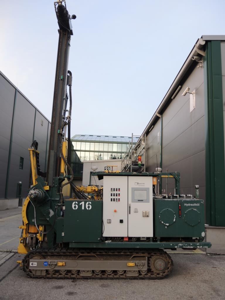 Chapas metálicas e máquinas para trabalhar metais<br><font size="2">Em colaboração com a Hilco Industrial Acquisitions bv</font>-3