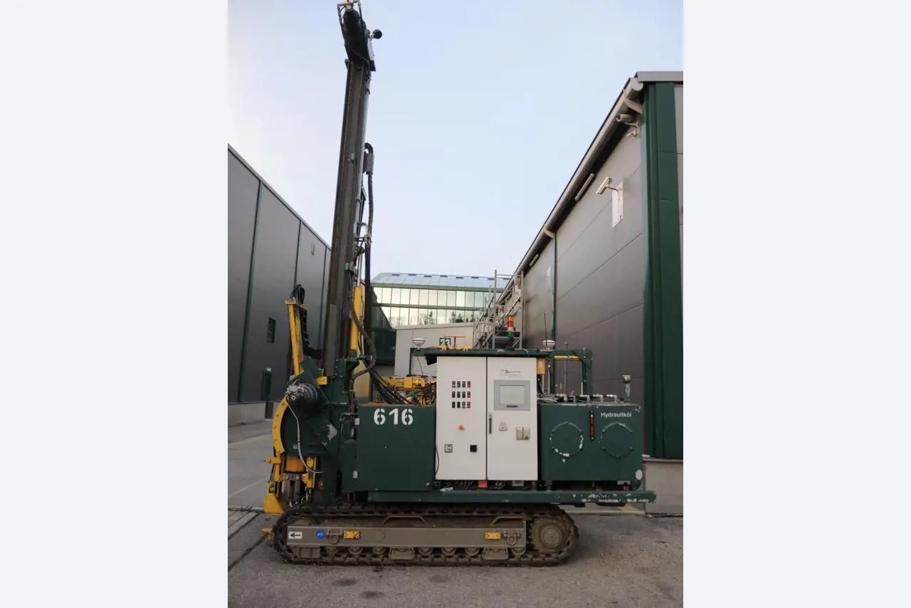 sheetmetal and metalworking machines <br><font size="2">In collaboration with Hilco Industrial Acquisitions bv<br></font>-3