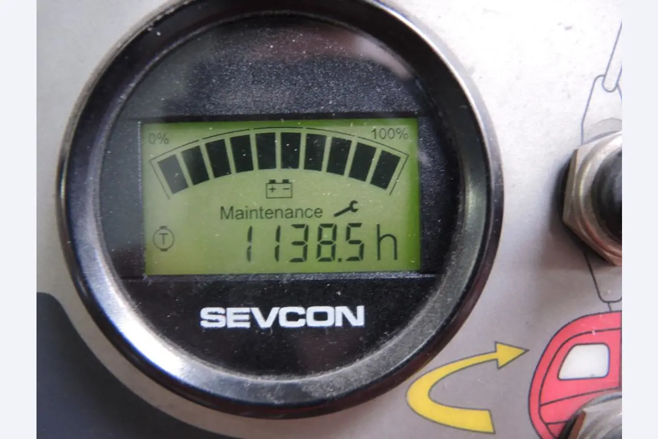 sheetmetal and metalworking machines <br><font size="2">In collaboration with Hilco Industrial Acquisitions bv<br></font>-8