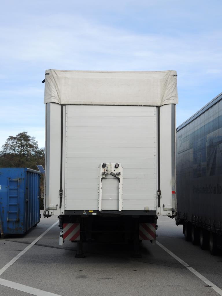 Chapas metálicas e máquinas para trabalhar metais<br><font size="2">Em colaboração com a Hilco Industrial Acquisitions bv</font>-2