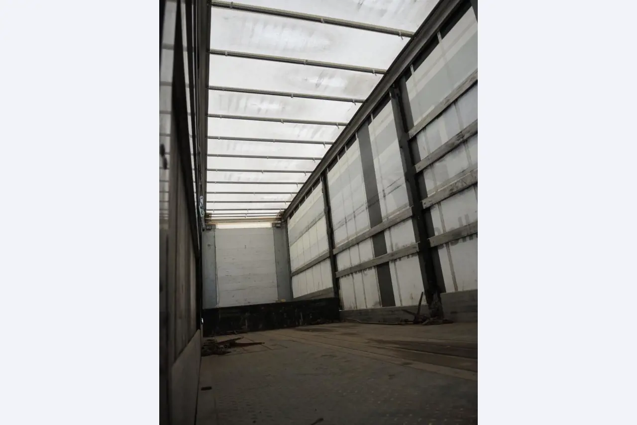 sheetmetal and metalworking machines <br><font size="2">In collaboration with Hilco Industrial Acquisitions bv<br></font>-8