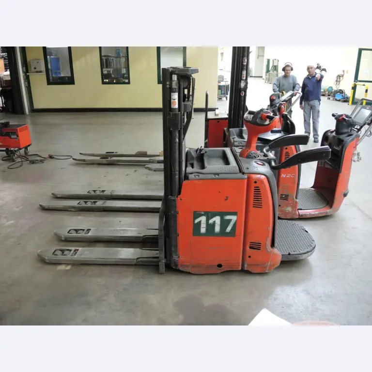 Chapas metálicas e máquinas para trabalhar metais<br><font size="2">Em colaboração com a Hilco Industrial Acquisitions bv</font>-1