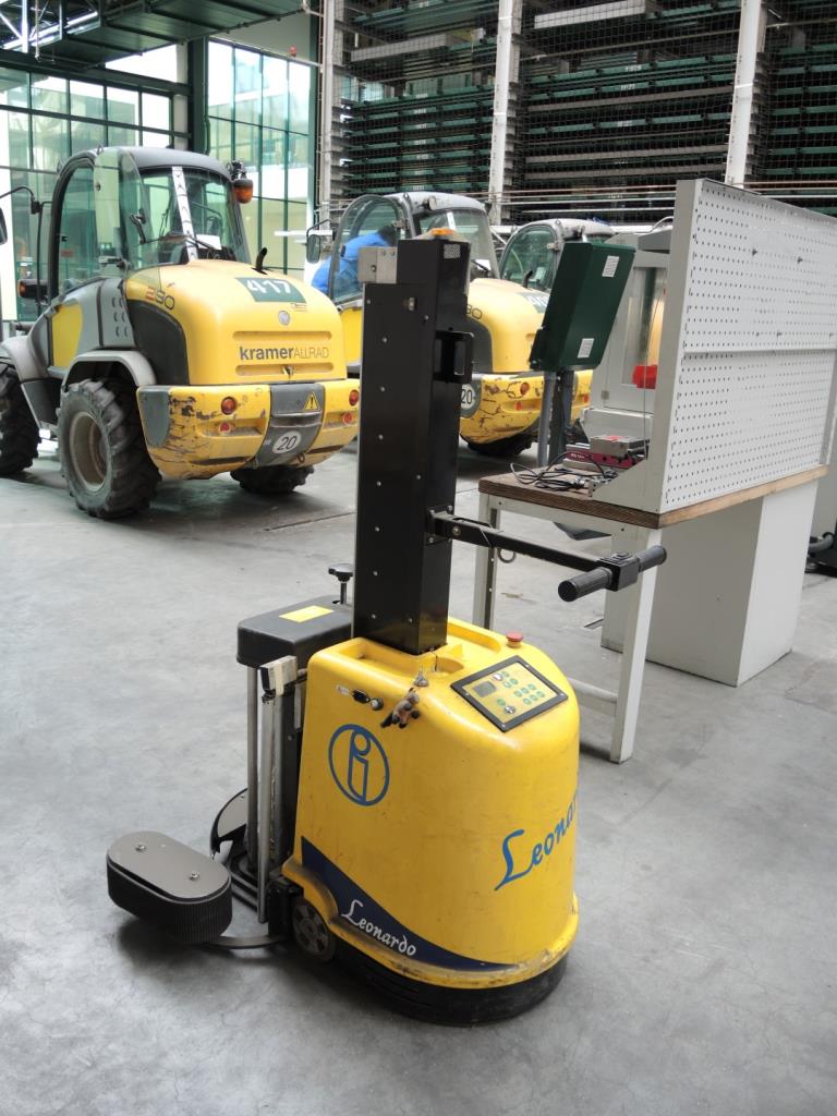 Chapas metálicas e máquinas para trabalhar metais<br><font size="2">Em colaboração com a Hilco Industrial Acquisitions bv</font>-2