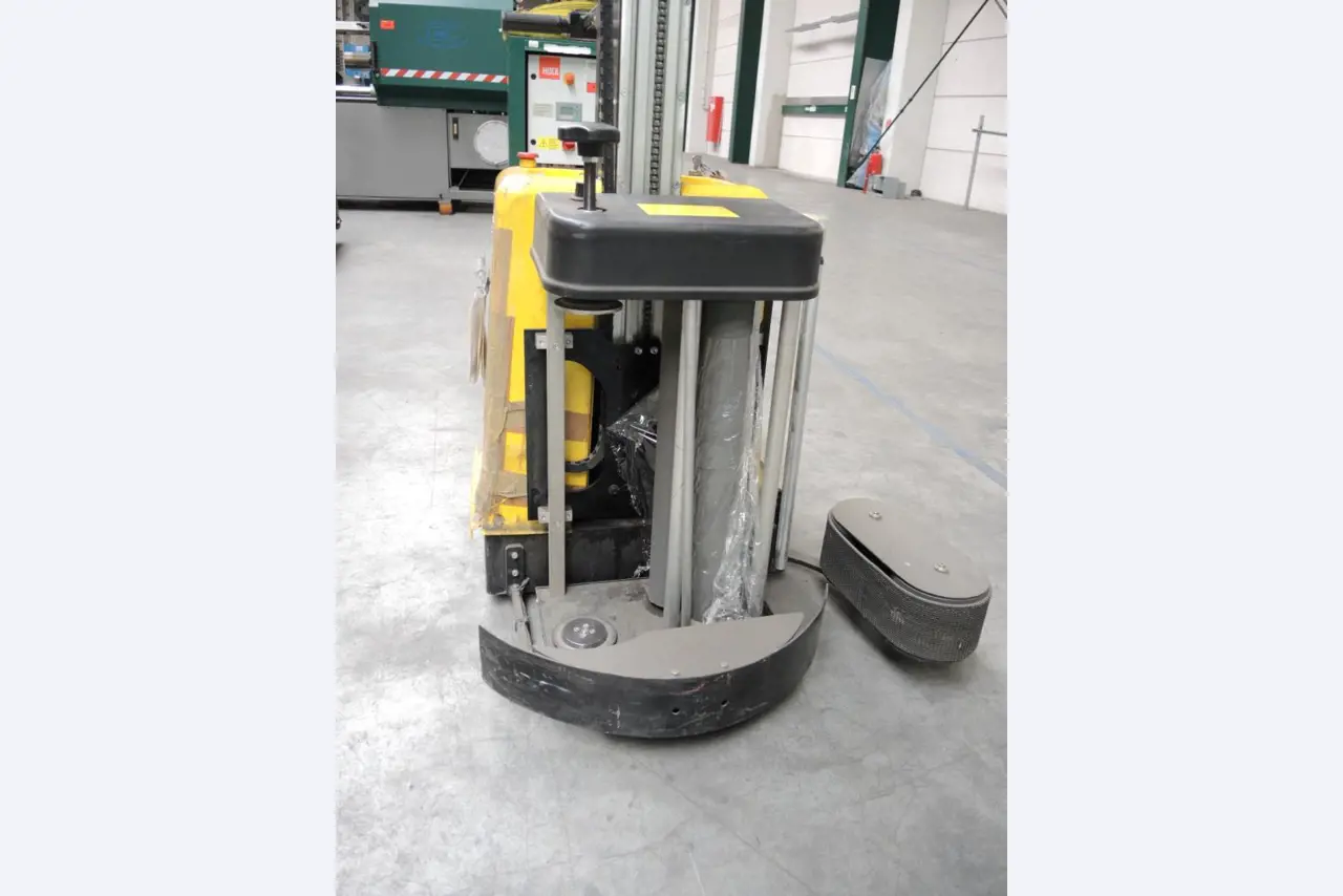 Chapas metálicas e máquinas para trabalhar metais<br><font size="2">Em colaboração com a Hilco Industrial Acquisitions bv</font>-4