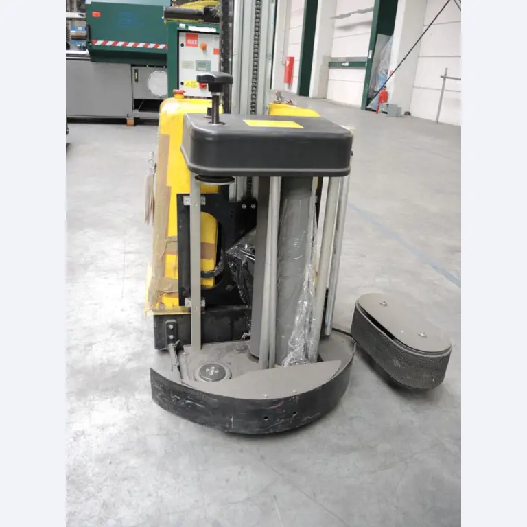 Chapas metálicas e máquinas para trabalhar metais<br><font size="2">Em colaboração com a Hilco Industrial Acquisitions bv</font>-4
