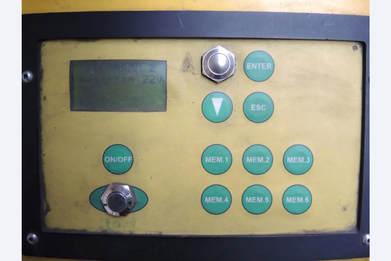 Chapas metálicas e máquinas para trabalhar metais<br><font size="2">Em colaboração com a Hilco Industrial Acquisitions bv</font>-5