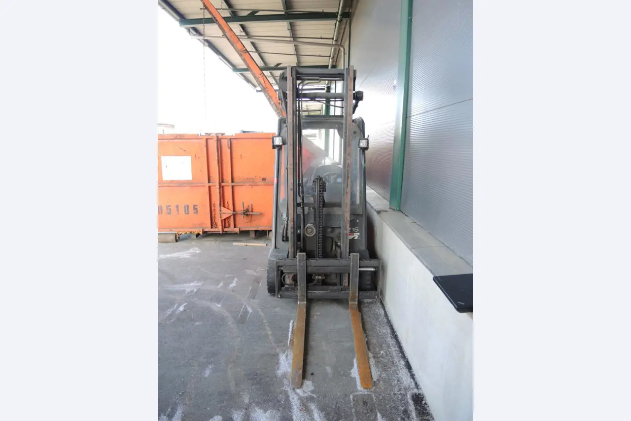 sheetmetal and metalworking machines <br><font size="2">In collaboration with Hilco Industrial Acquisitions bv<br></font>-2