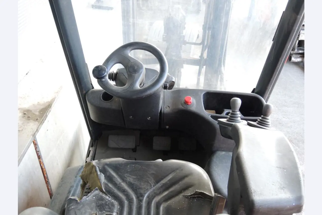 sheetmetal and metalworking machines <br><font size="2">In collaboration with Hilco Industrial Acquisitions bv<br></font>-4