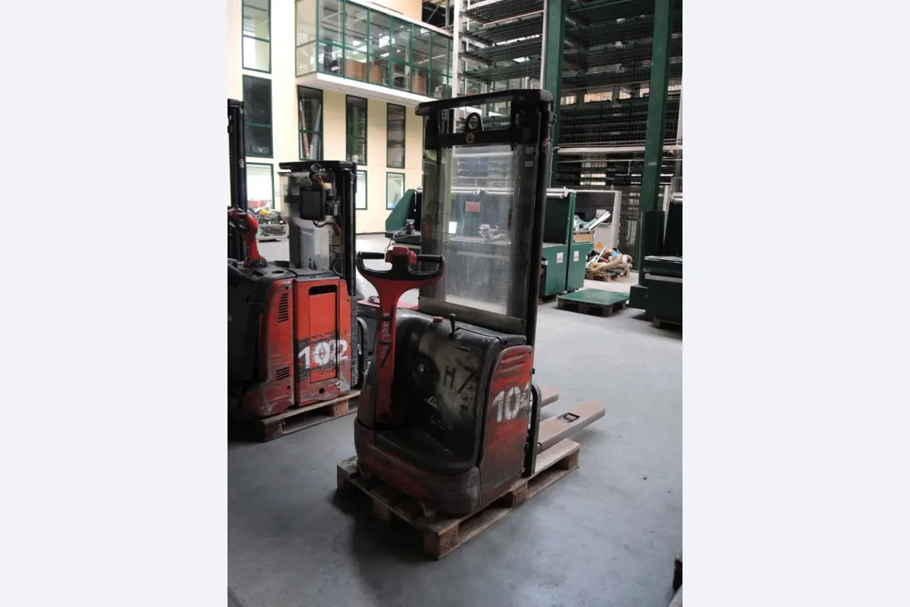 Plaat- en metaalbewerkingsmachines<br><font size="2">In samenwerking met Hilco Industrial Acquisitions bv</font>-3