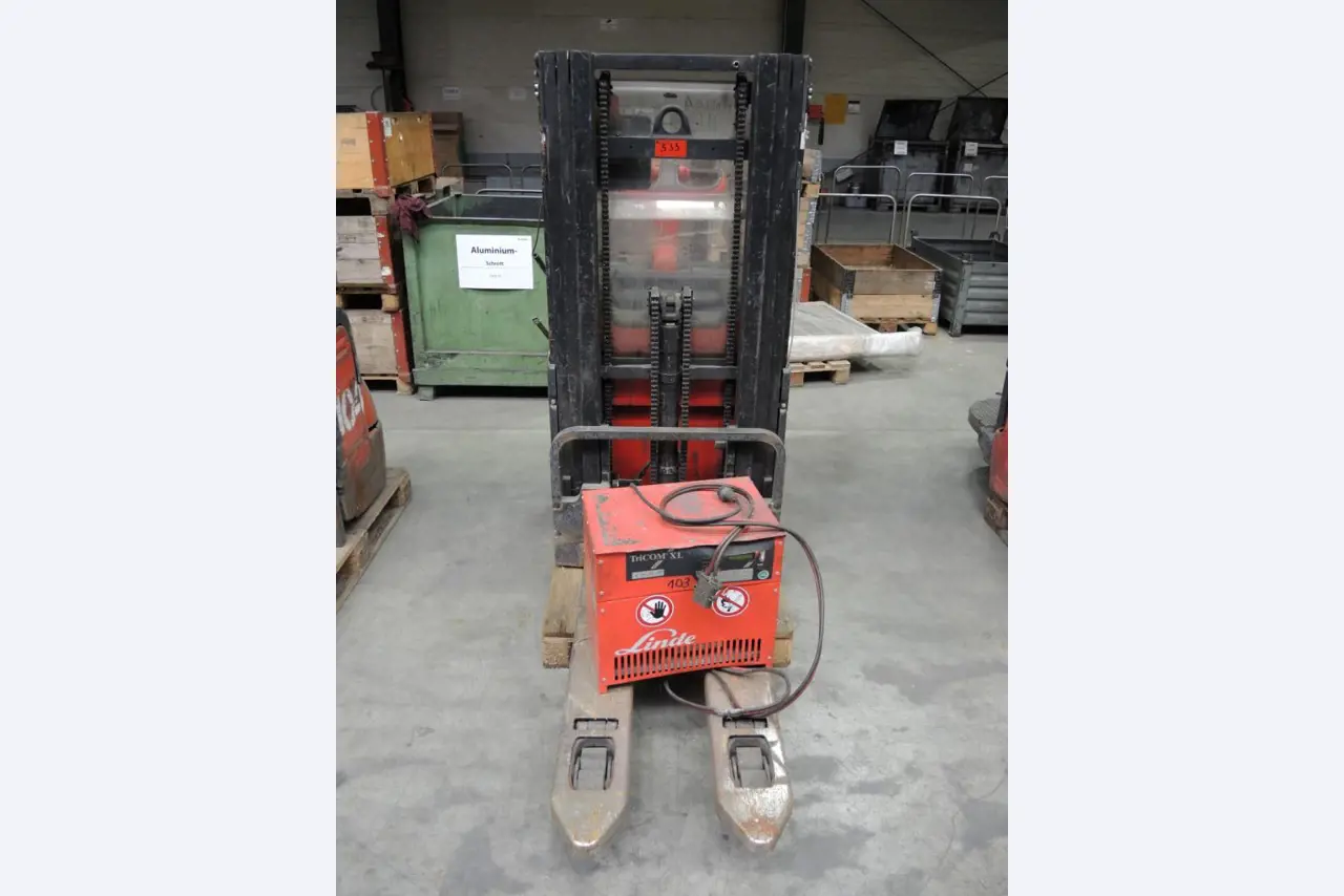sheetmetal and metalworking machines <br><font size="2">In collaboration with Hilco Industrial Acquisitions bv<br></font>-2