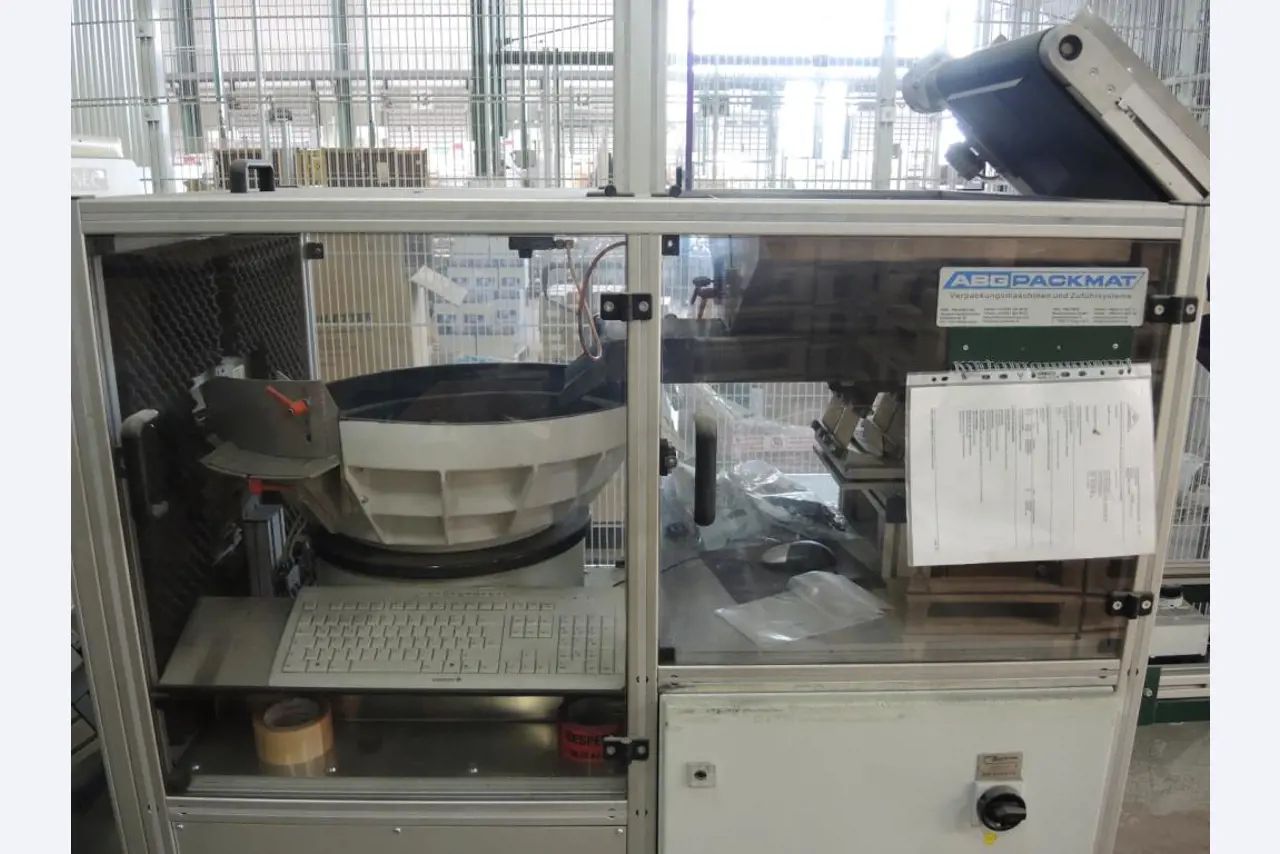 sheetmetal and metalworking machines <br><font size="2">In collaboration with Hilco Industrial Acquisitions bv<br></font>-11