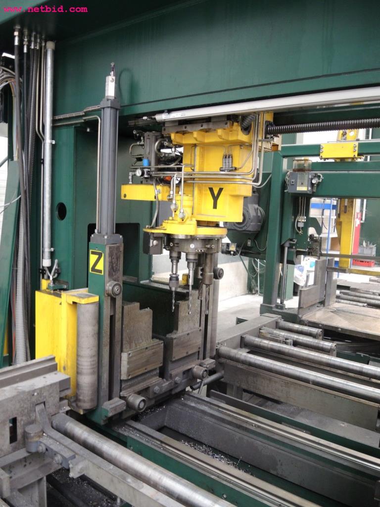 Chapas metálicas e máquinas para trabalhar metais<br><font size="2">Em colaboração com a Hilco Industrial Acquisitions bv</font>-14