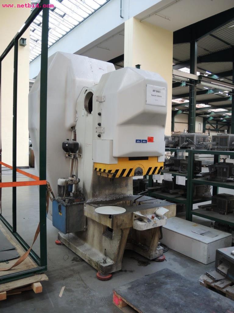 Chapas metálicas e máquinas para trabalhar metais<br><font size="2">Em colaboração com a Hilco Industrial Acquisitions bv</font>-1