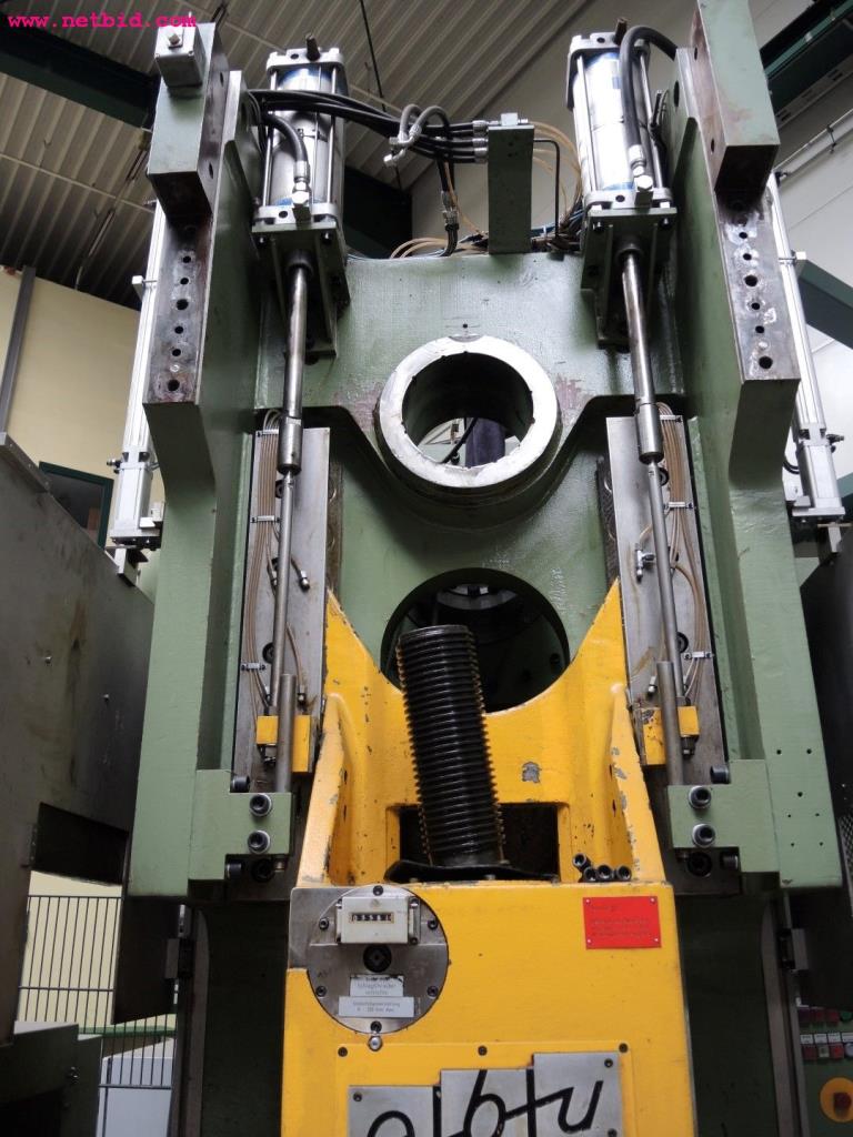 Chapas metálicas e máquinas para trabalhar metais<br><font size="2">Em colaboração com a Hilco Industrial Acquisitions bv</font>-8