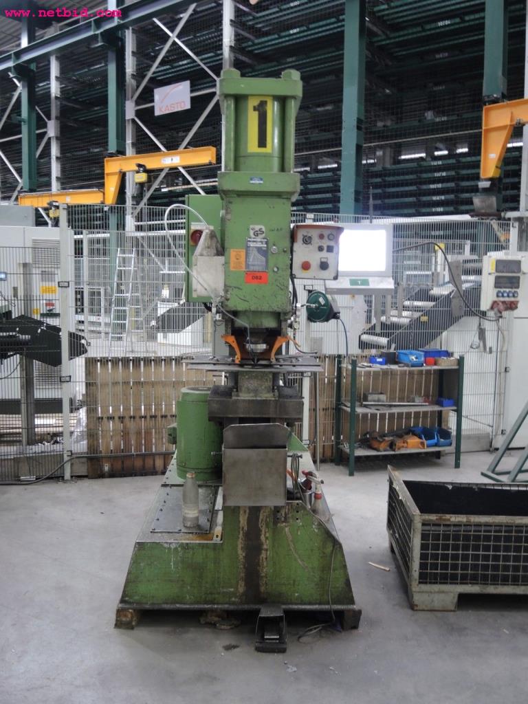 Chapas metálicas e máquinas para trabalhar metais<br><font size="2">Em colaboração com a Hilco Industrial Acquisitions bv</font>-2