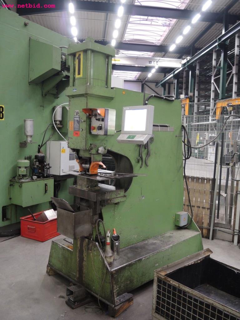 Chapas metálicas e máquinas para trabalhar metais<br><font size="2">Em colaboração com a Hilco Industrial Acquisitions bv</font>-3