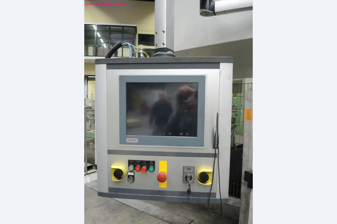 Chapas metálicas e máquinas para trabalhar metais<br><font size="2">Em colaboração com a Hilco Industrial Acquisitions bv</font>-13