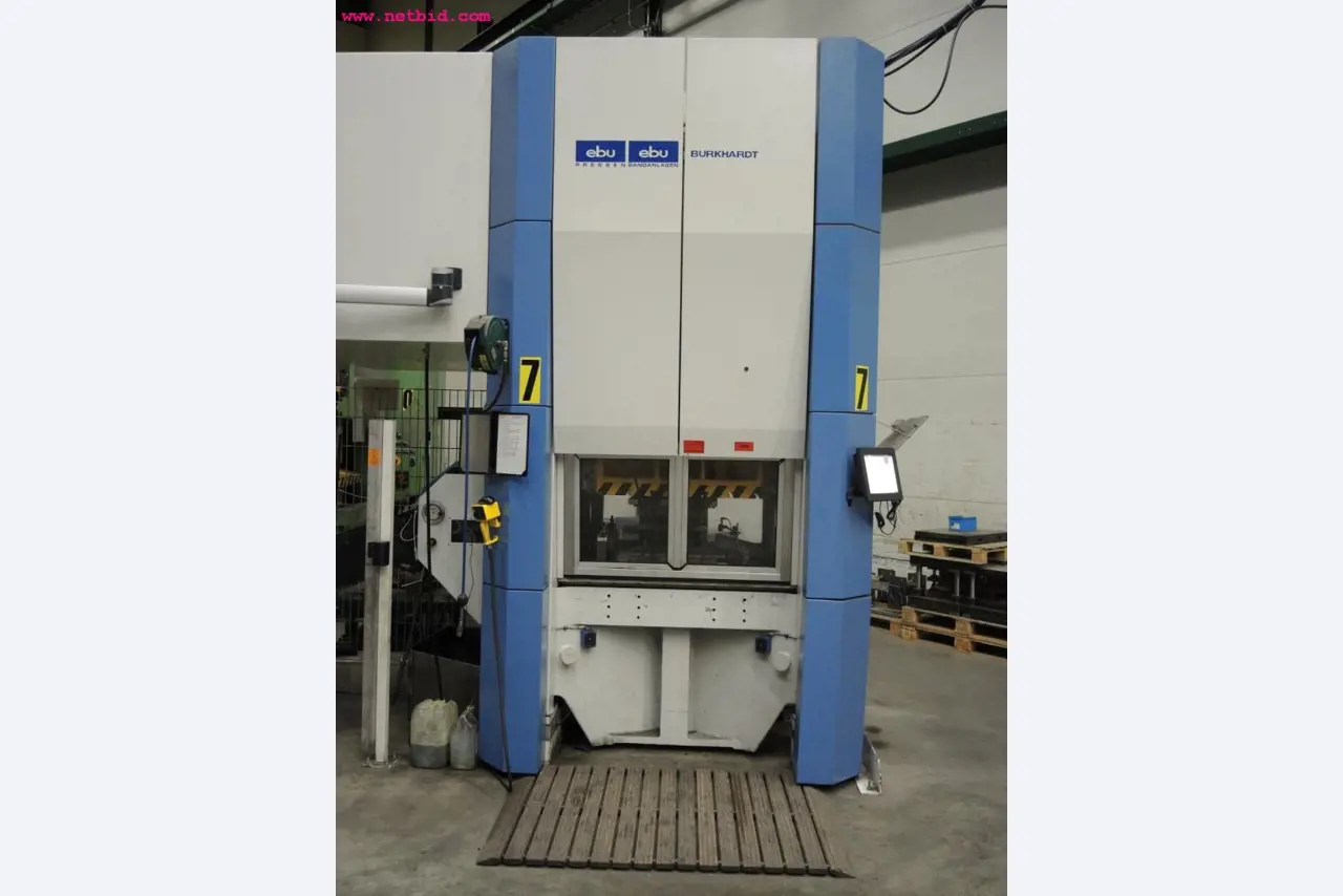 Chapas metálicas e máquinas para trabalhar metais<br><font size="2">Em colaboração com a Hilco Industrial Acquisitions bv</font>-14