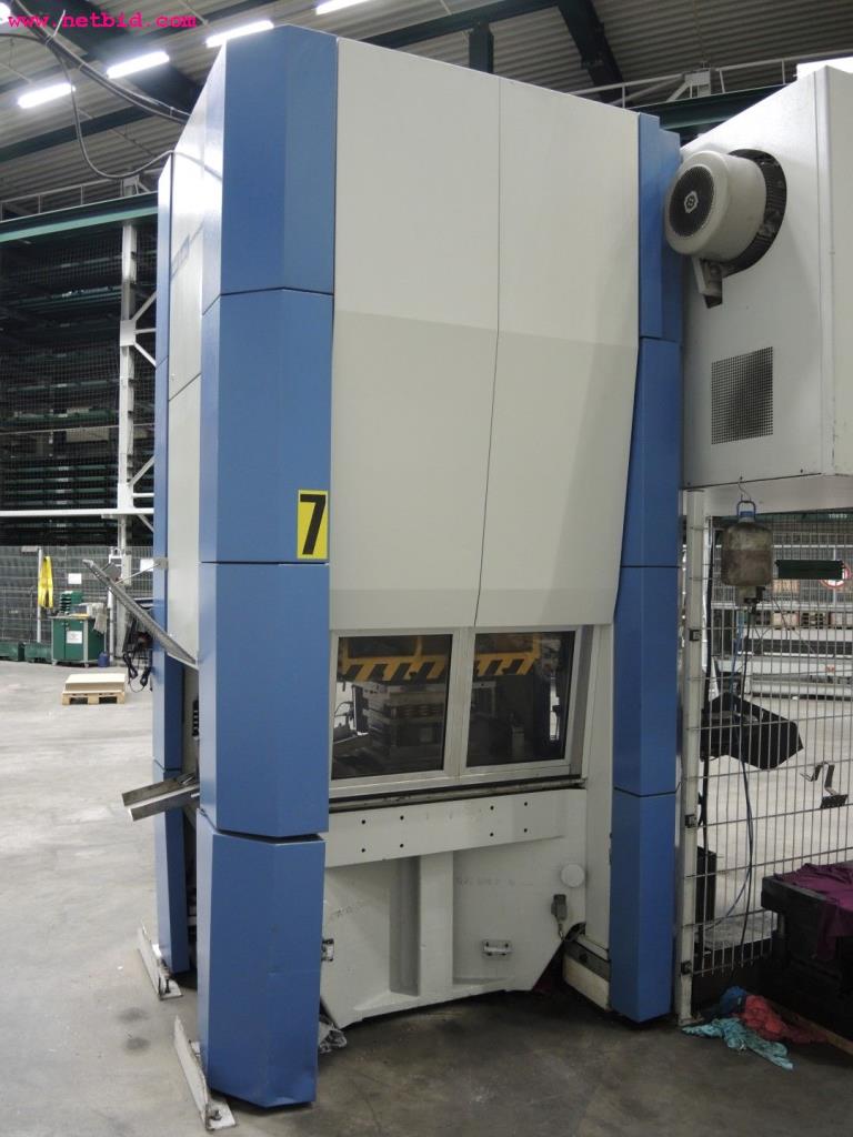 Chapas metálicas e máquinas para trabalhar metais<br><font size="2">Em colaboração com a Hilco Industrial Acquisitions bv</font>-16