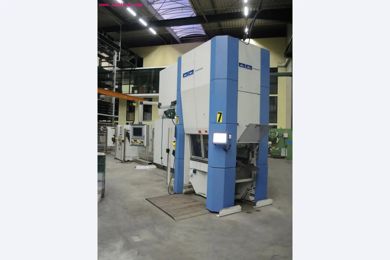 Chapas metálicas e máquinas para trabalhar metais<br><font size="2">Em colaboração com a Hilco Industrial Acquisitions bv</font>-1