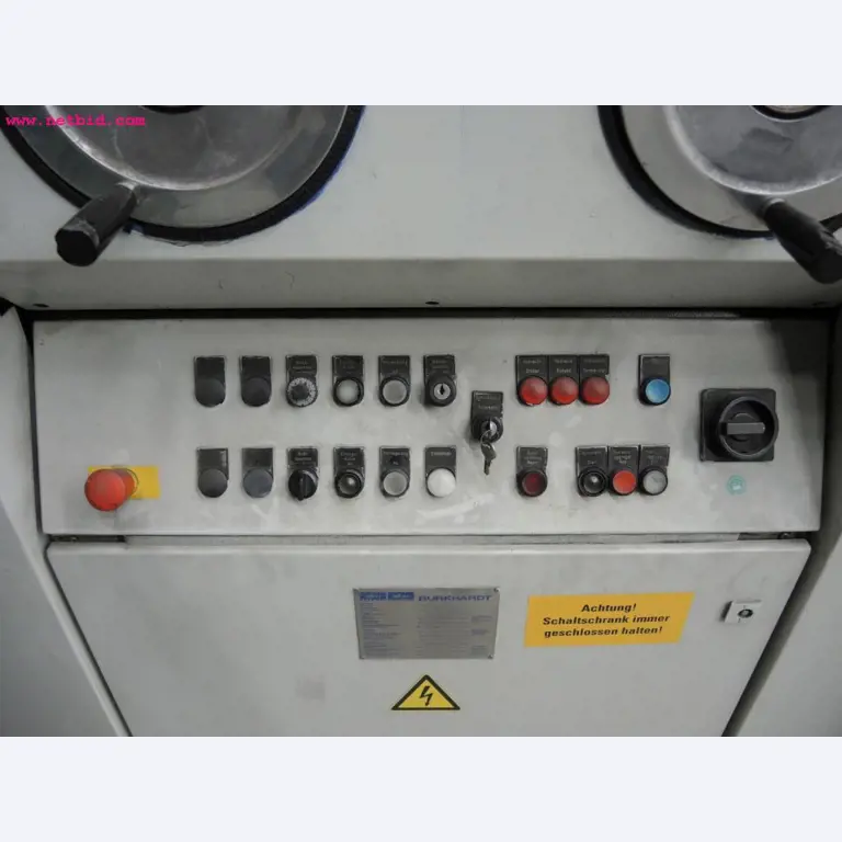 Chapas metálicas e máquinas para trabalhar metais<br><font size="2">Em colaboração com a Hilco Industrial Acquisitions bv</font>-6