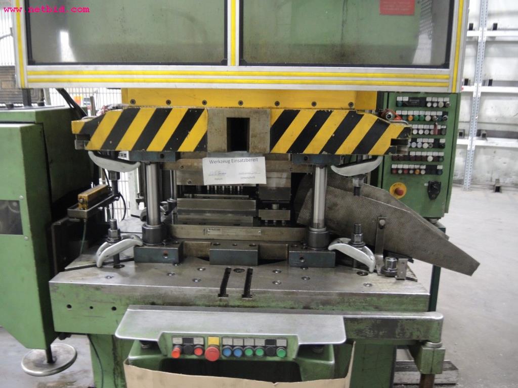 Chapas metálicas e máquinas para trabalhar metais<br><font size="2">Em colaboração com a Hilco Industrial Acquisitions bv</font>-15