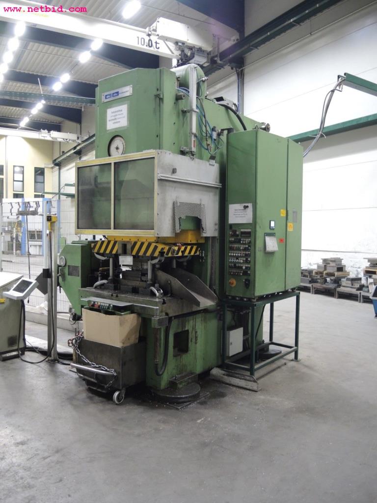 Chapas metálicas e máquinas para trabalhar metais<br><font size="2">Em colaboração com a Hilco Industrial Acquisitions bv</font>-1