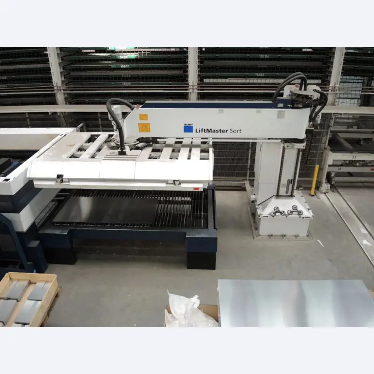 Chapas metálicas e máquinas para trabalhar metais<br><font size="2">Em colaboração com a Hilco Industrial Acquisitions bv</font>-1