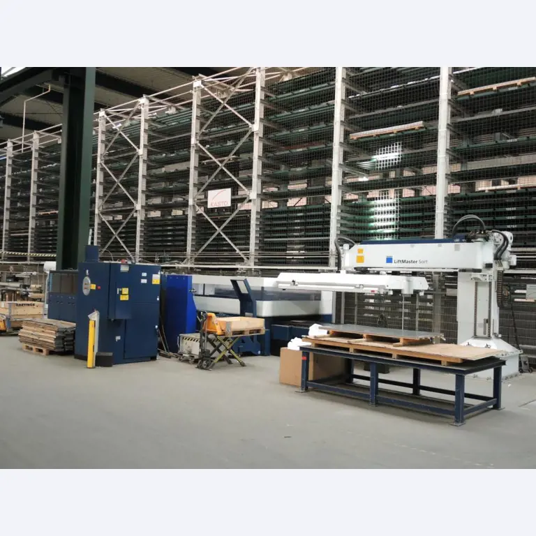 Chapas metálicas e máquinas para trabalhar metais<br><font size="2">Em colaboração com a Hilco Industrial Acquisitions bv</font>-21
