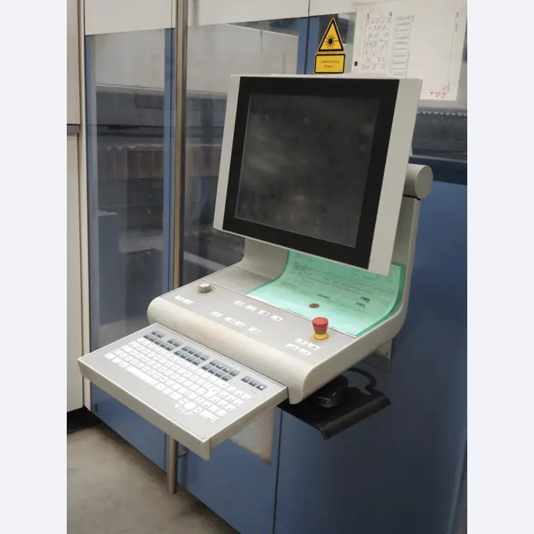 Chapas metálicas e máquinas para trabalhar metais<br><font size="2">Em colaboração com a Hilco Industrial Acquisitions bv</font>-5
