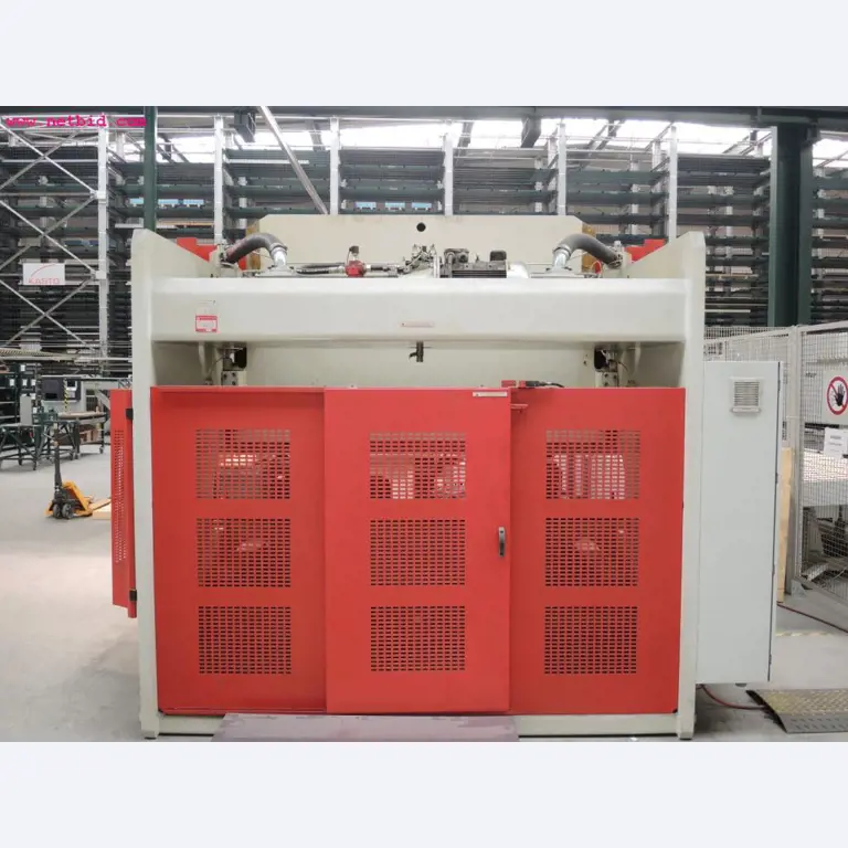 Chapas metálicas e máquinas para trabalhar metais<br><font size="2">Em colaboração com a Hilco Industrial Acquisitions bv</font>-12