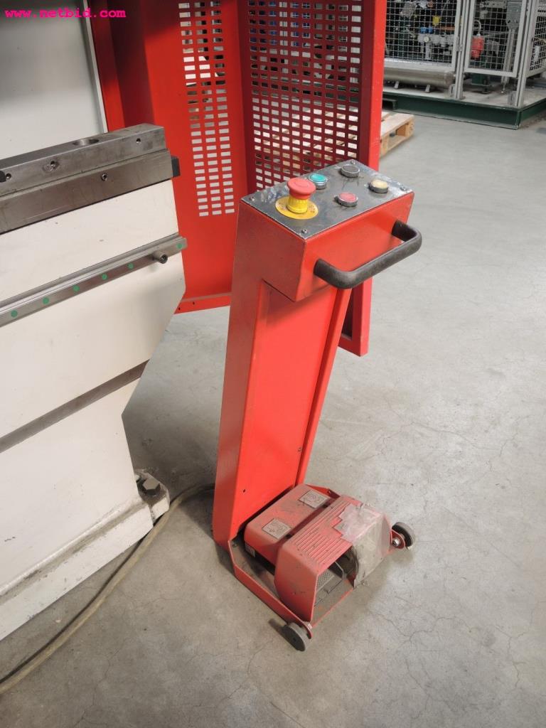 Chapas metálicas e máquinas para trabalhar metais<br><font size="2">Em colaboração com a Hilco Industrial Acquisitions bv</font>-3