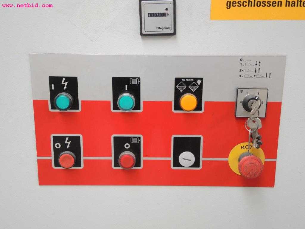 Chapas metálicas e máquinas para trabalhar metais<br><font size="2">Em colaboração com a Hilco Industrial Acquisitions bv</font>-6