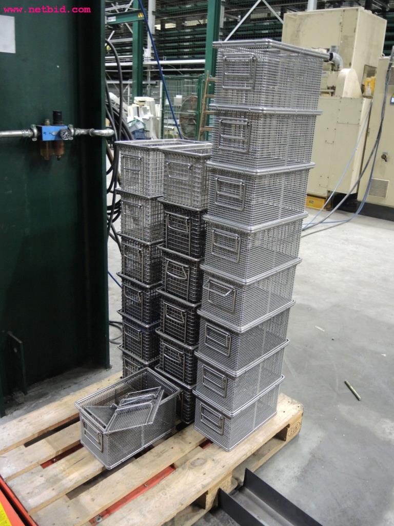 Chapas metálicas e máquinas para trabalhar metais<br><font size="2">Em colaboração com a Hilco Industrial Acquisitions bv</font>-11