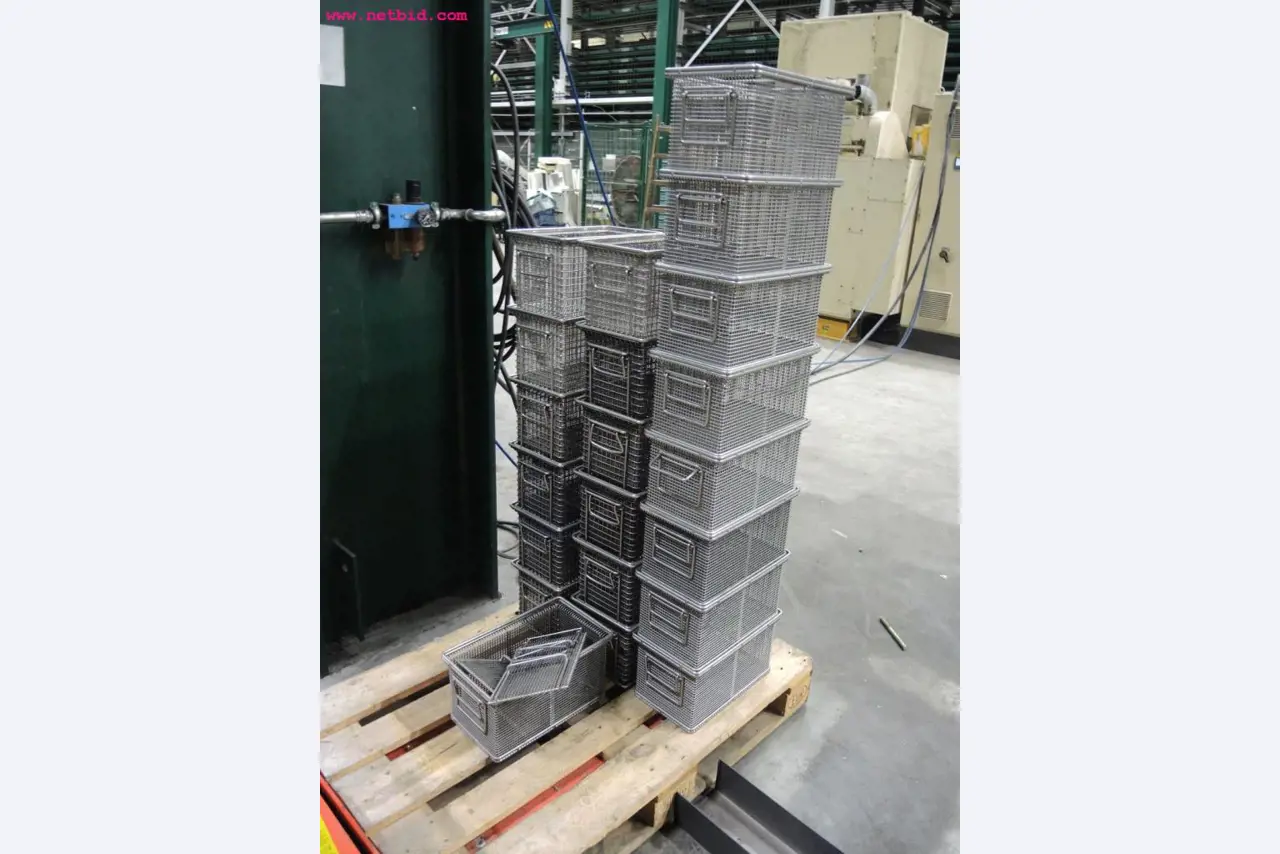 Blech- und Metallbearbeitungsmaschinen<br><font size="2">In Zusammenarbeit mit Hilco Industrial Acquisitions bv</font>-11
