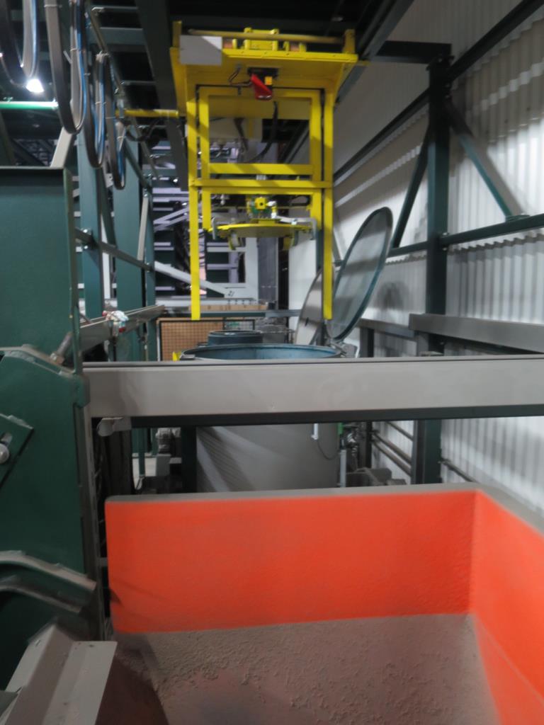 Chapas metálicas e máquinas para trabalhar metais<br><font size="2">Em colaboração com a Hilco Industrial Acquisitions bv</font>-10