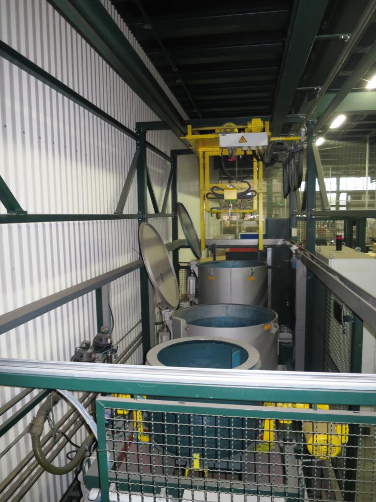 Chapas metálicas e máquinas para trabalhar metais<br><font size="2">Em colaboração com a Hilco Industrial Acquisitions bv</font>-1