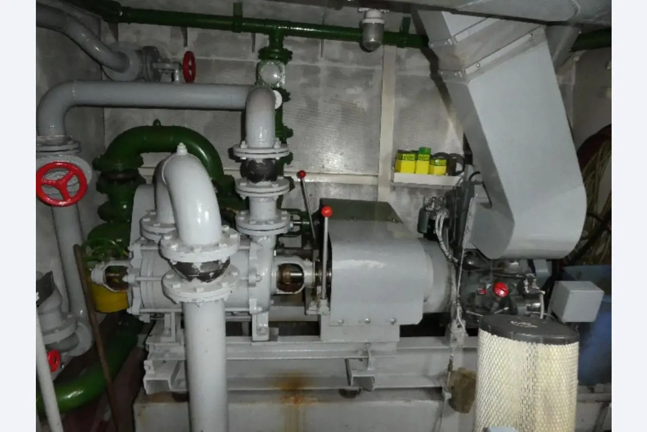 Moteur hydraulique Staffa + grappin à ferraille-24