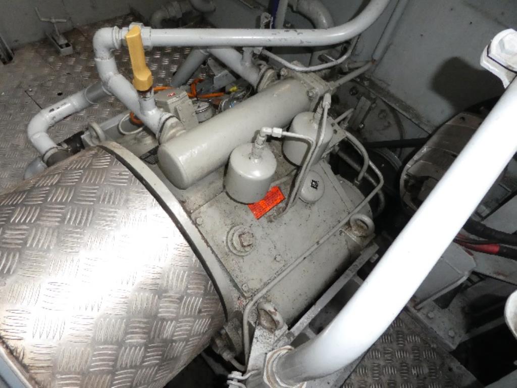 Hydraulikmotor Staffa + Mehrschalengreifer-26