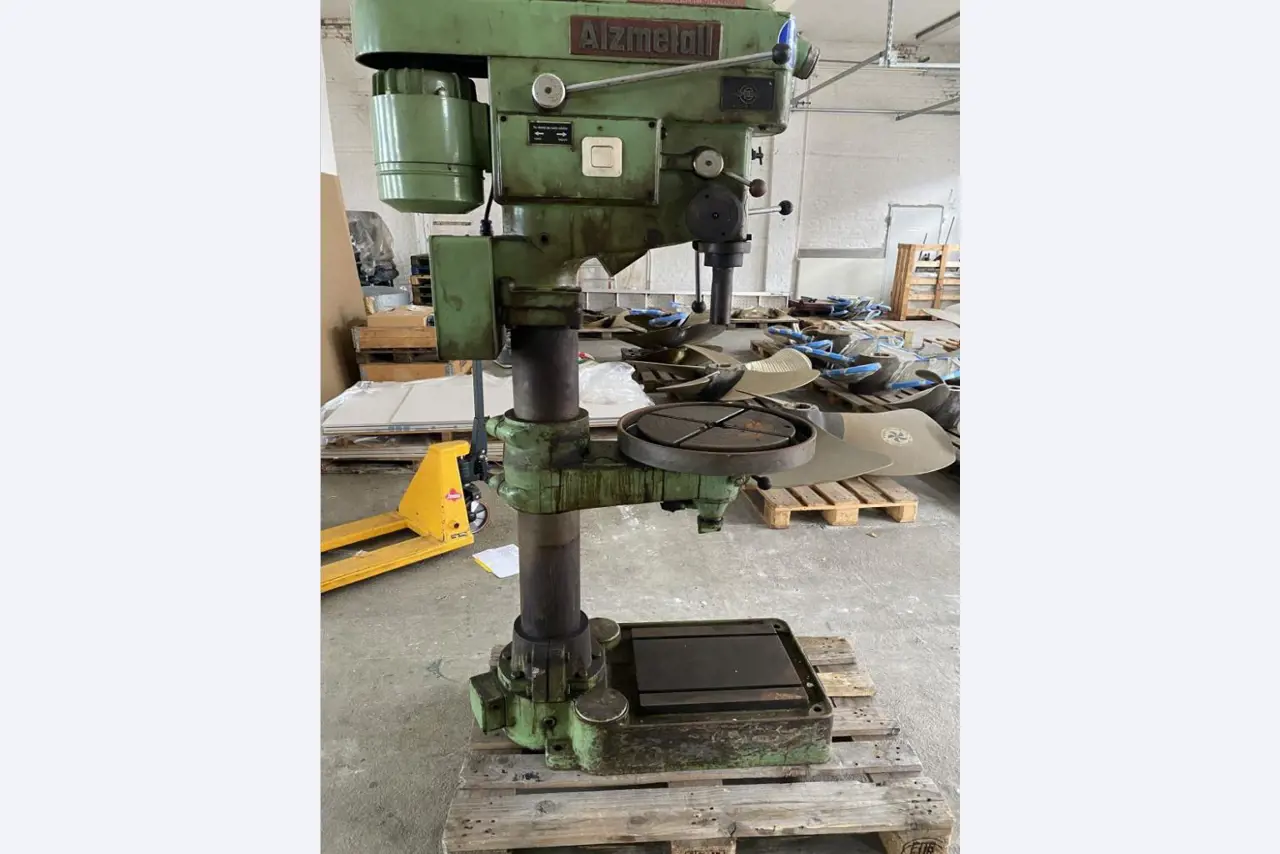 Hydraulikmotor Staffa + Mehrschalengreifer-1
