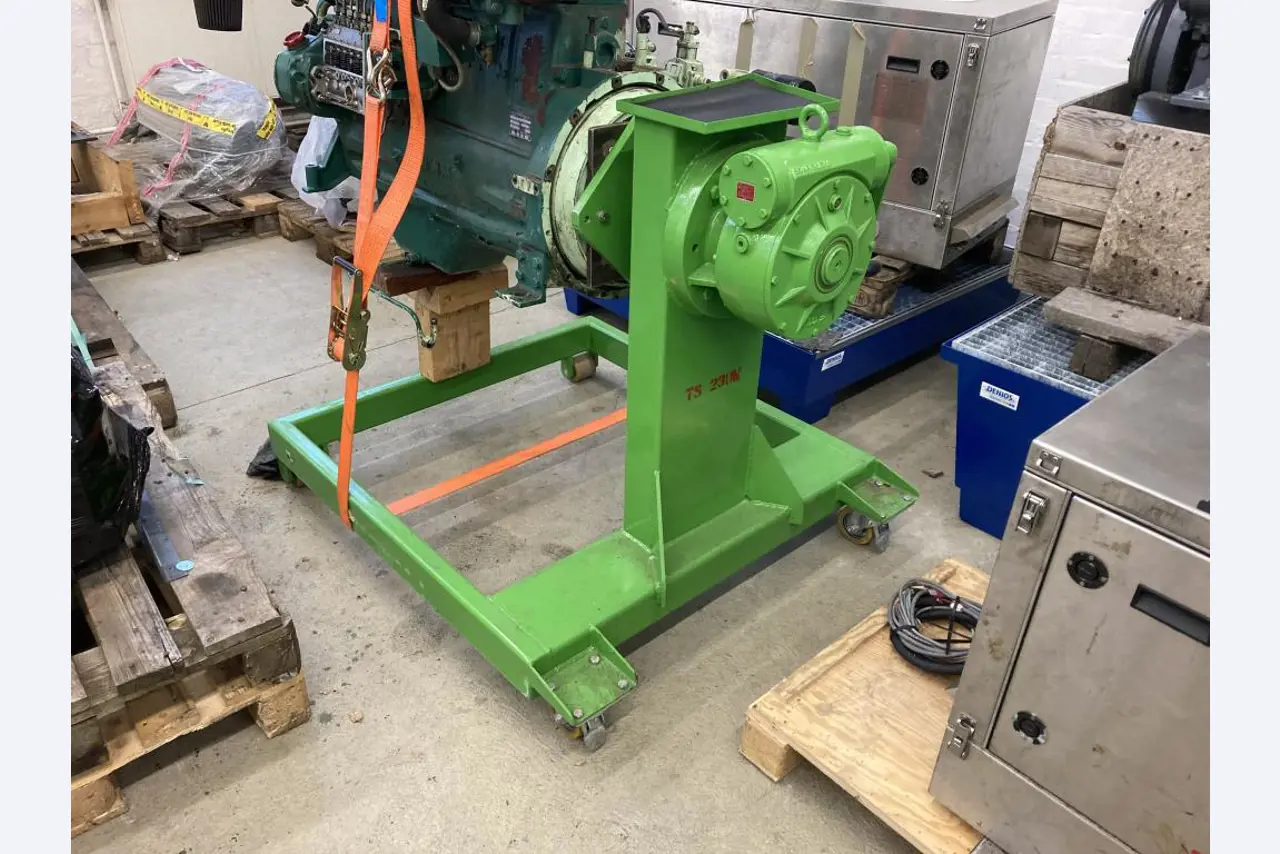 Moteur hydraulique Staffa + grappin à ferraille-15