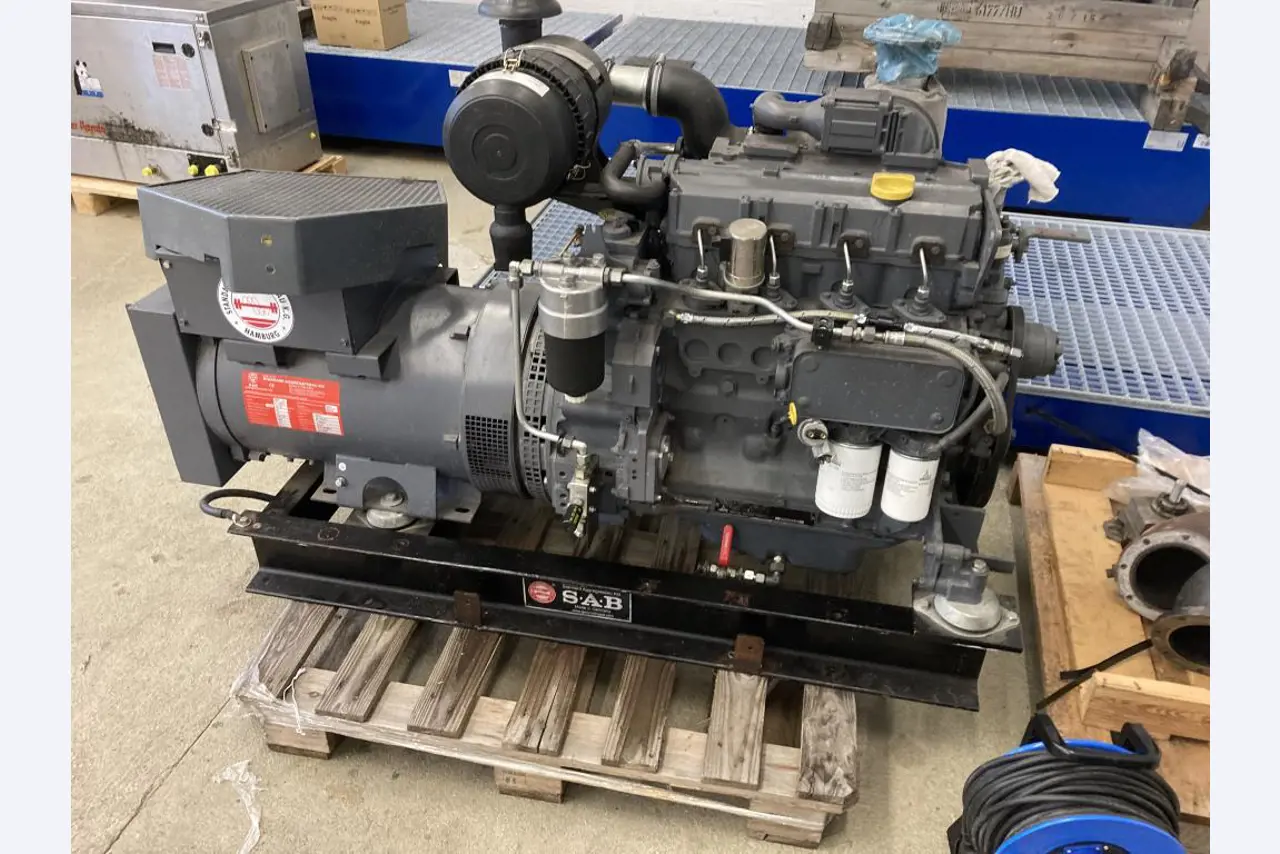 Moteur hydraulique Staffa + grappin à ferraille-1