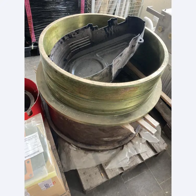 Moteur hydraulique Staffa + grappin à ferraille-31