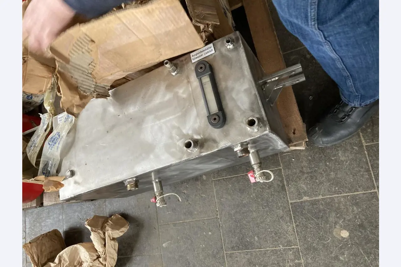Moteur hydraulique Staffa + grappin à ferraille-33