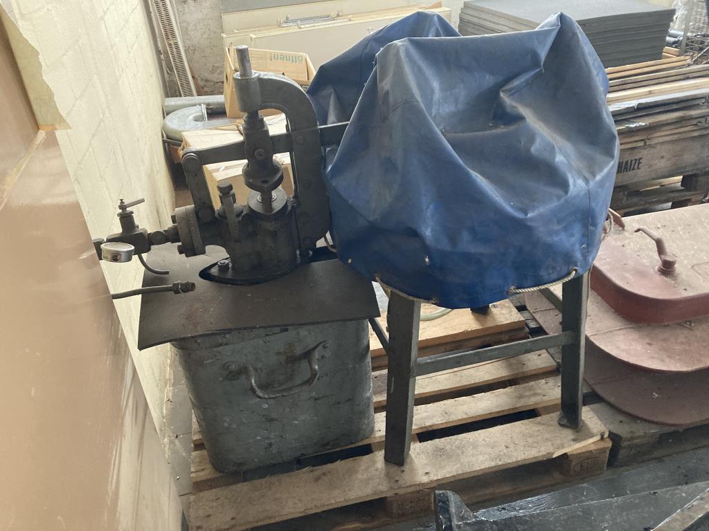 Hydraulikmotor Staffa + Mehrschalengreifer-37