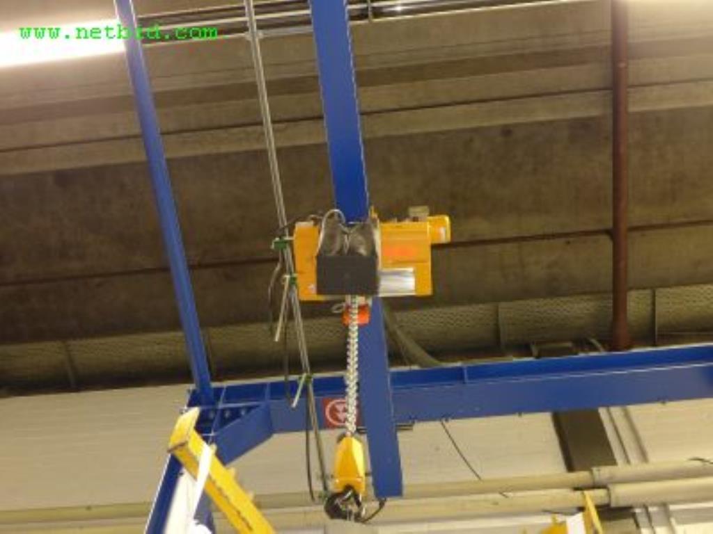 Maschinen zur Herstellung von Seifen, sowie die gesamte Betriebs- und Geschäftsausstattung<br>-2