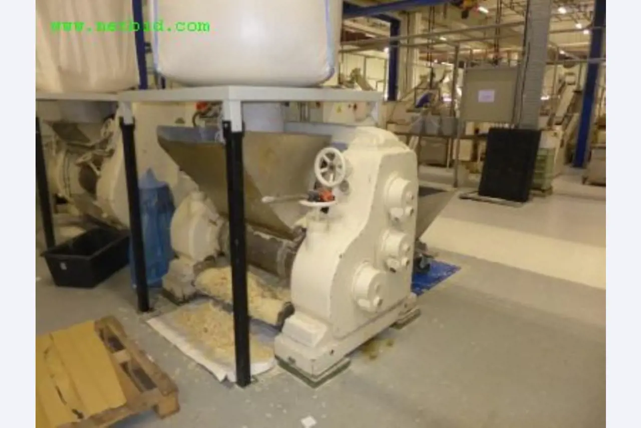 Machines for producing soap, as well as the entire factory and office equipment <br>-2