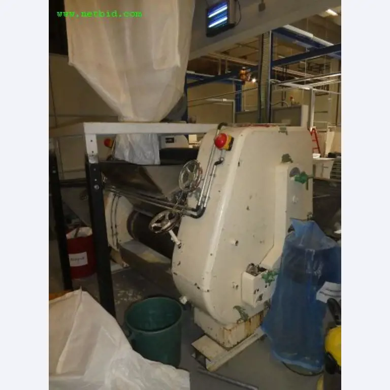 Machines for producing soap, as well as the entire factory and office equipment <br>-5