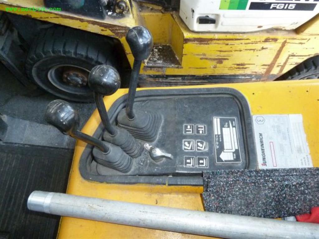 Maschinen zur Herstellung von Seifen, sowie die gesamte Betriebs- und Geschäftsausstattung<br>-4